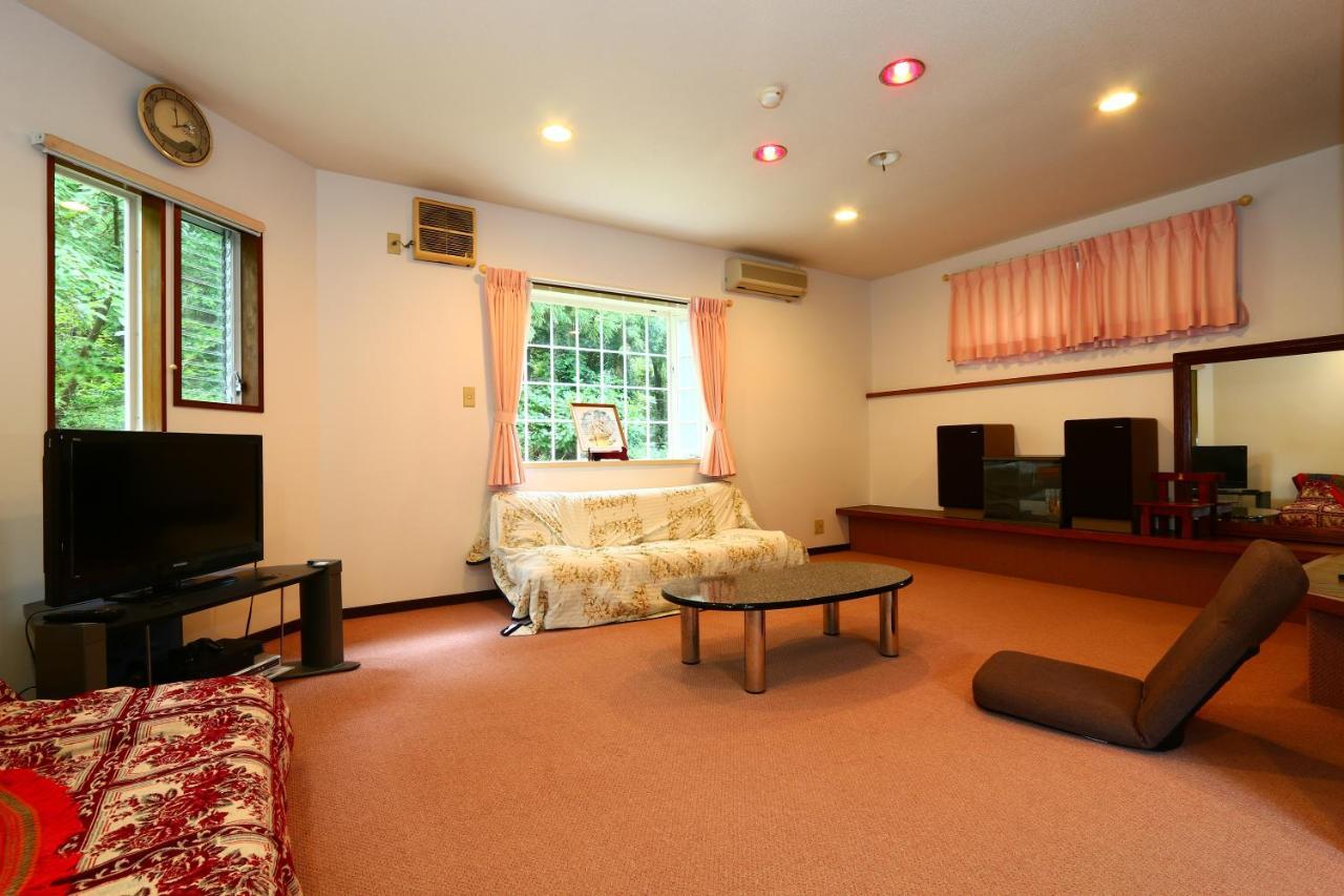 Bed and Breakfast Bellbird Aso Esterno foto
